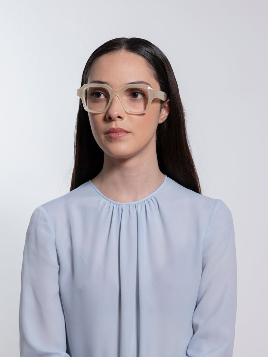 optical-gal-seda