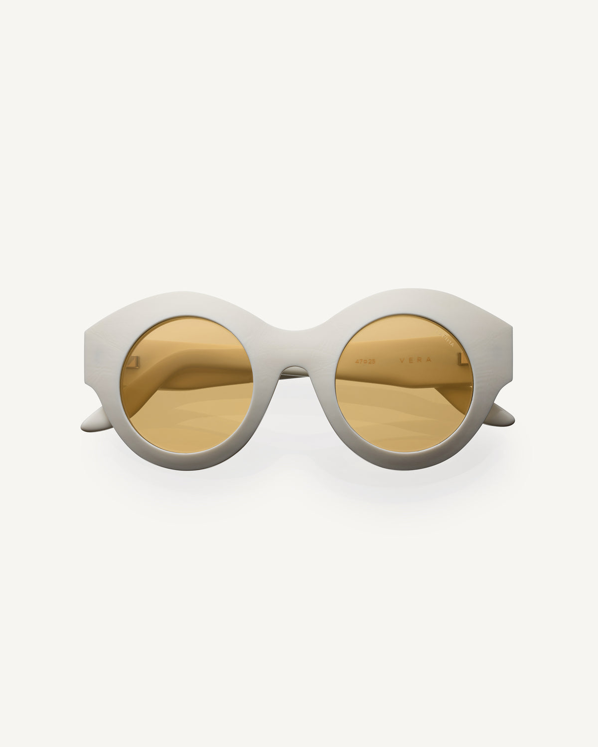 sun-vera-natural-white-vintage