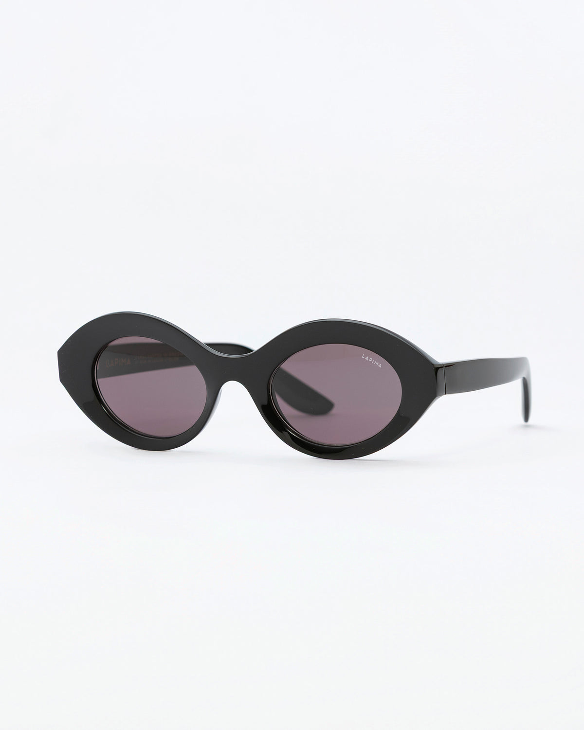 sun-maria-black-shadow