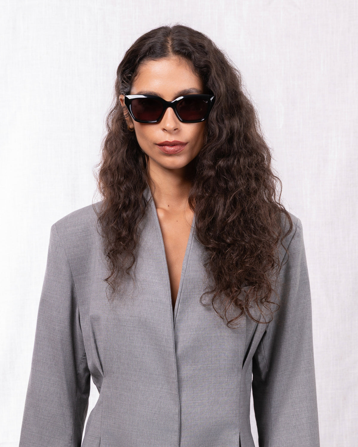 sun-patti-black-shadow