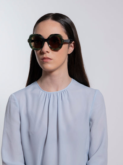 sun-paula-forest-solid