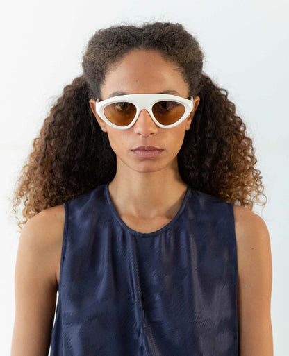 sun-vero-natural-white-vintage