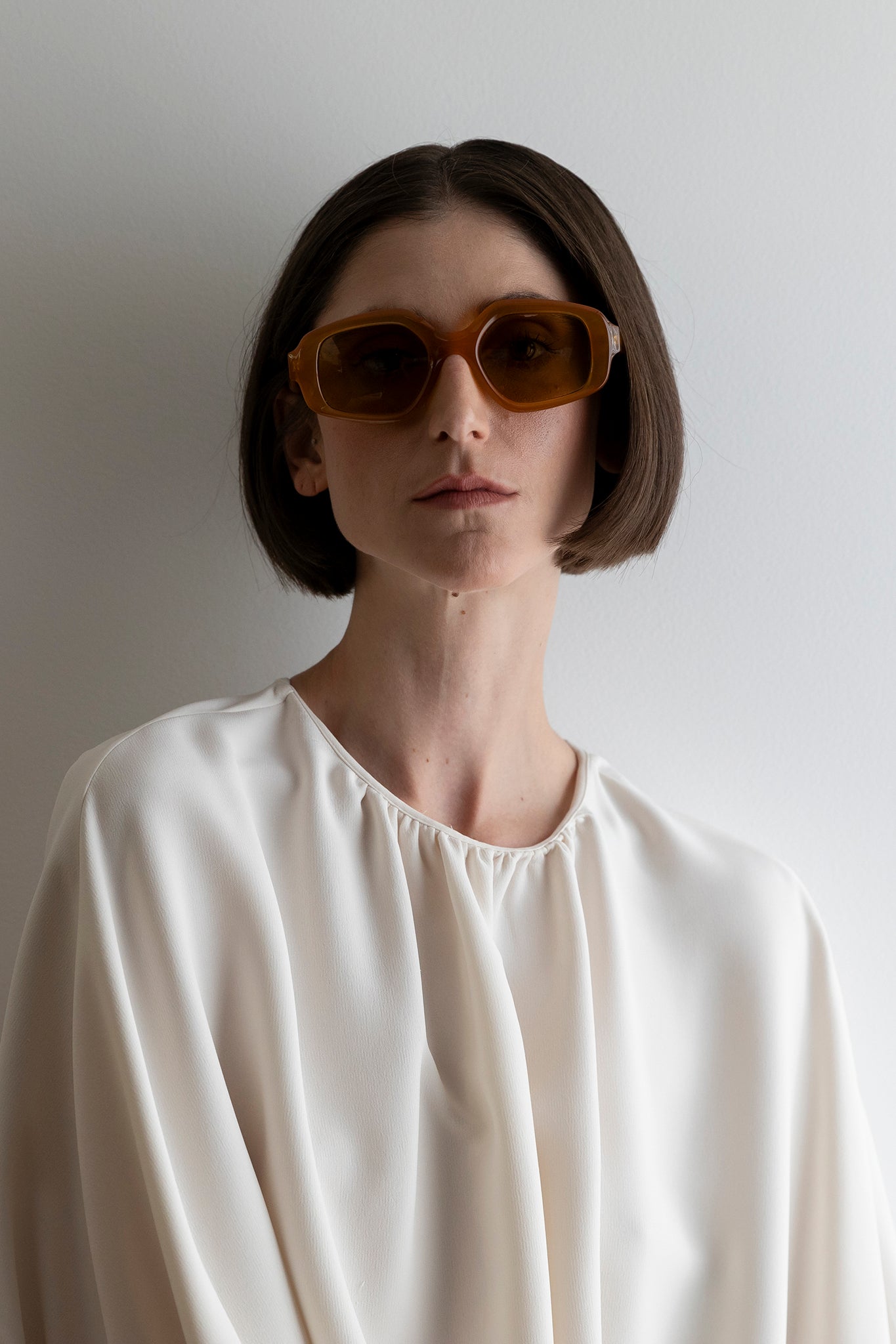 sun-elisa-amber-vintage