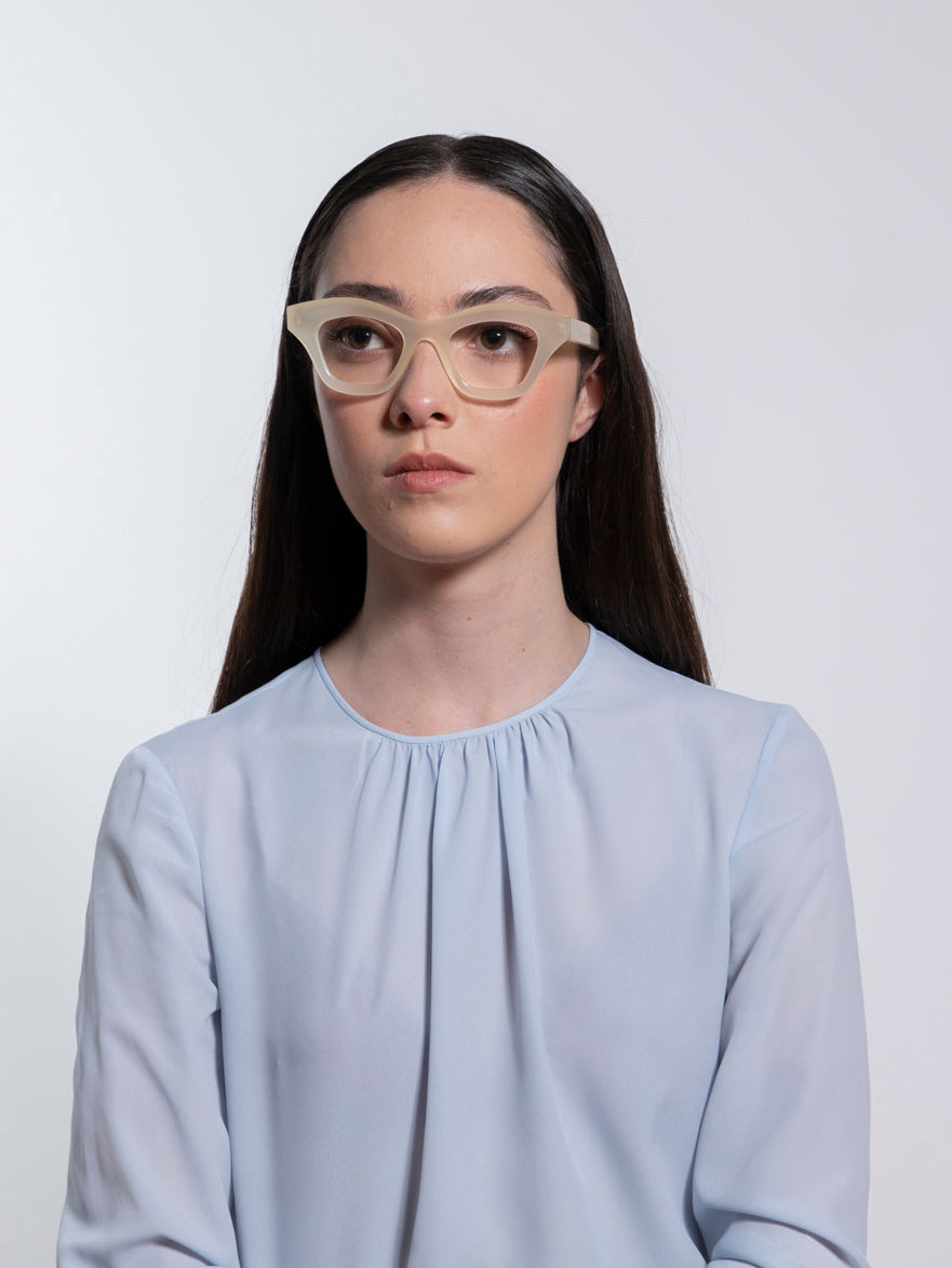 optical-tessa-petit-seda