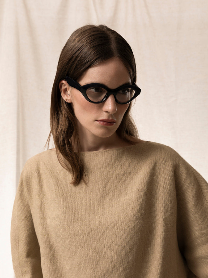 optical-chloe-black