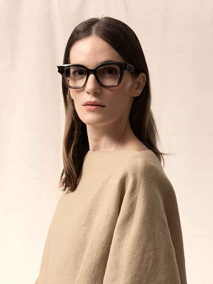 optical-margot-garoa