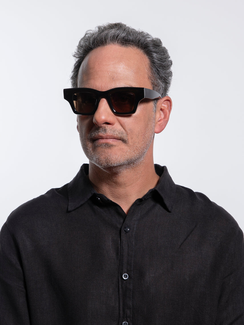 sun-bira-black-solid