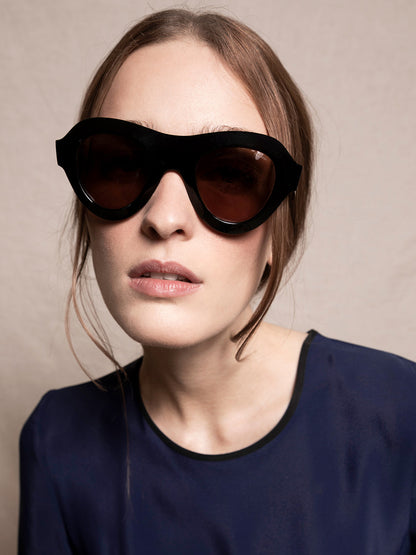 sun-juma-black-solid