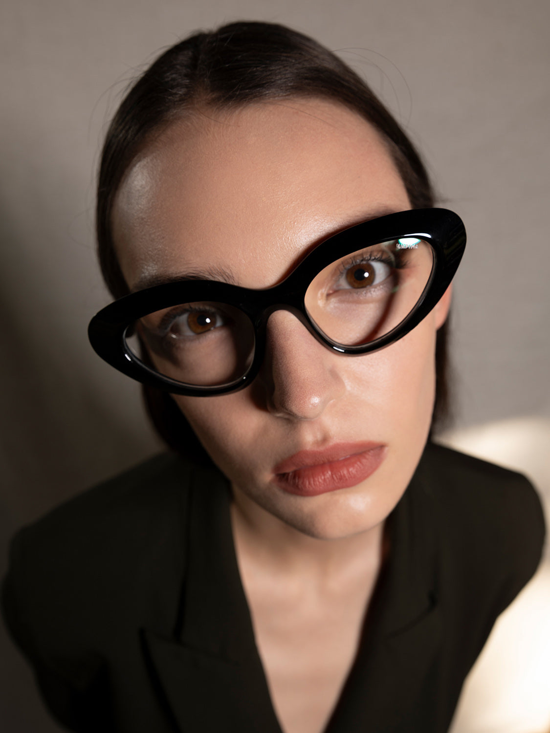 optical-penelope-black